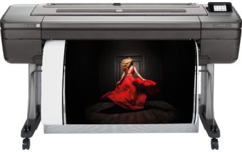 HP Designjet Z9+dr 44 Zoll PostScript®-Drucker mit V-Schneidevorrichtung