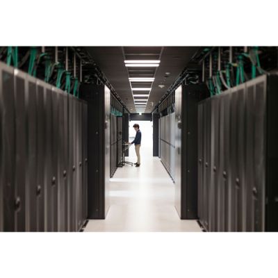 HPE R8Q71A Netzwerk-Switch Managed L3 Gigabit Ethernet (10/100/1000) Power over Ethernet (PoE)
