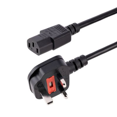 StarTech.com 3 m GB Computer Stromkabel, 18AWG, BS 1363 auf C13, 10A 250V, Schwarzes Ersatz AC Stromkabel, Kaltgerätekabel / UK Stromkabel, PC Stromkabel, Fernsehgerät/Monitor Stromkabel
