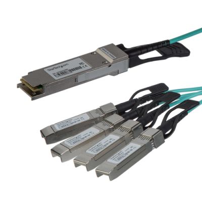 StarTech.com Cisco QSFP-4X10G-AOC10M kompatibel QSFP+ aktives optisches Breakout Kabel - 15 m