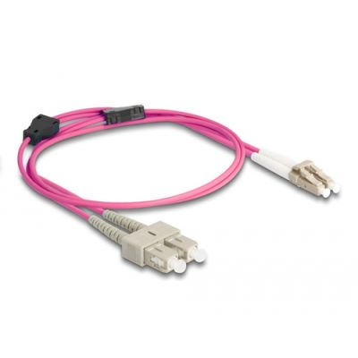DeLOCK 87916 Glasfaserkabel 1 m LC SC OM4 Violett