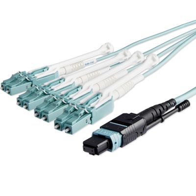 StarTech.com 10 m MTP(F)/PC auf 4x LC/PC Duplex Breakout OM3 Multimode Glasfaserkabel, OFNP, 8F Typ-A, 50/125µm LOMMF, 40G Netzwerke, Low Insertion Loss, MPO auf LC LWL Patchkabel